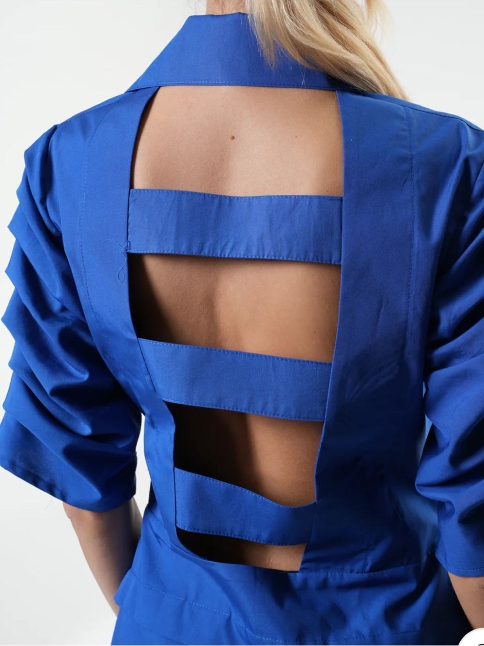 METAMORPHOZA
ASYMMETRIC SHIRT WITH OPEN BACK
jj2 - Picture 3 of 7